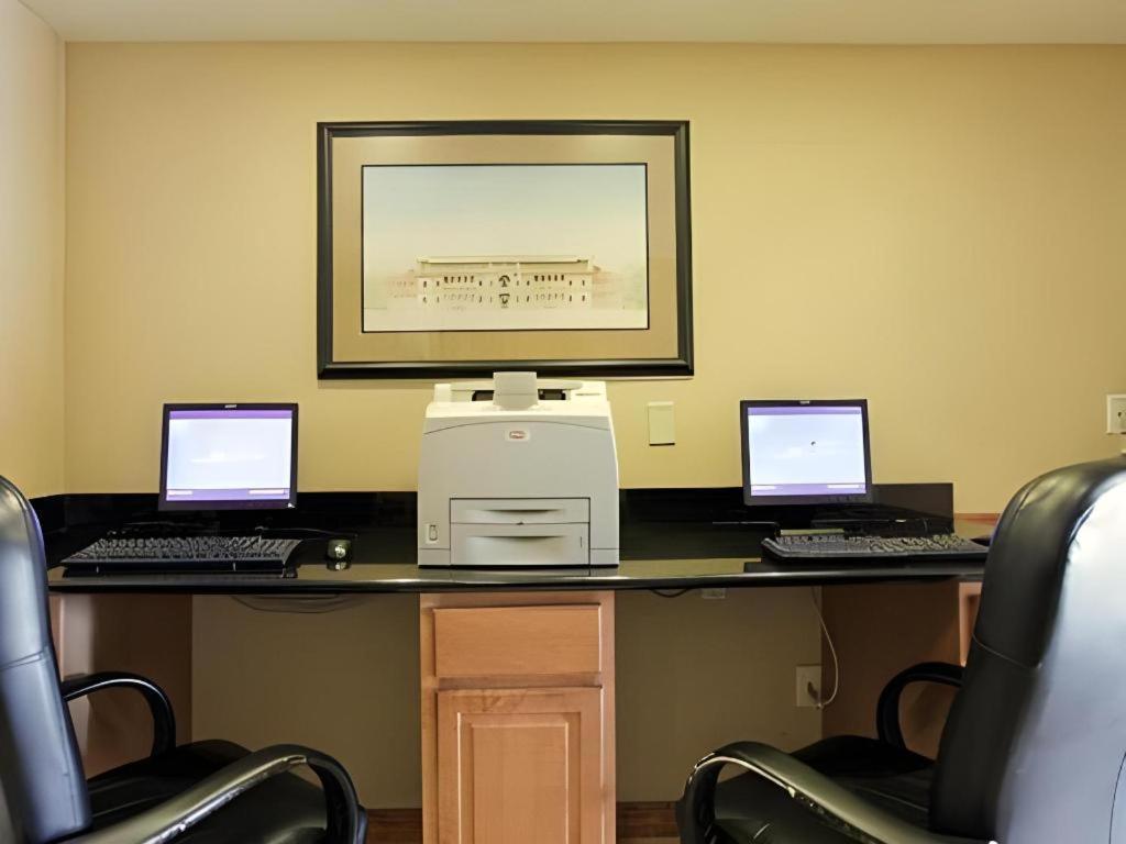 Comfort Inn & Suites Watford City Ngoại thất bức ảnh